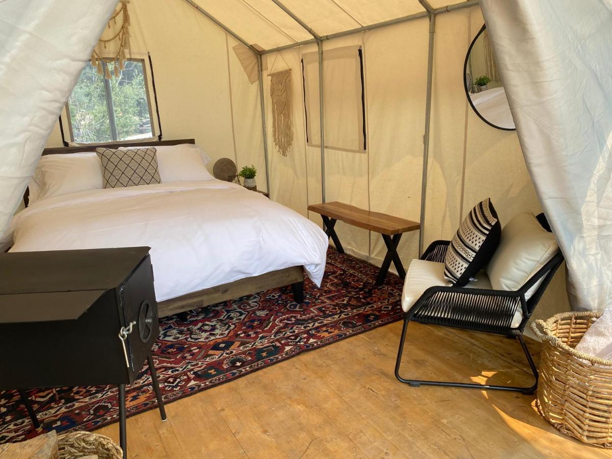 נרמטה Chute Lake Lodge מראה חיצוני תמונה