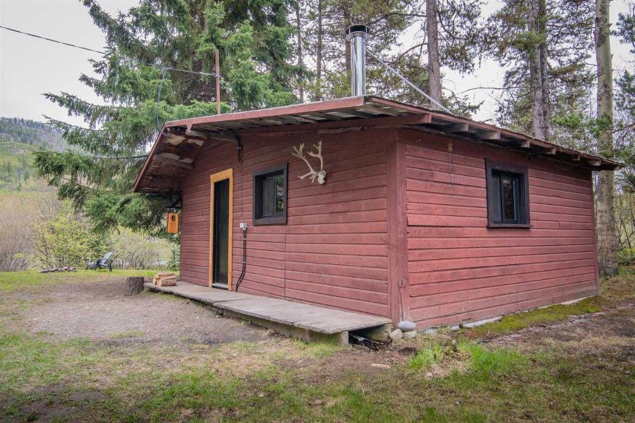 נרמטה Chute Lake Lodge מראה חיצוני תמונה