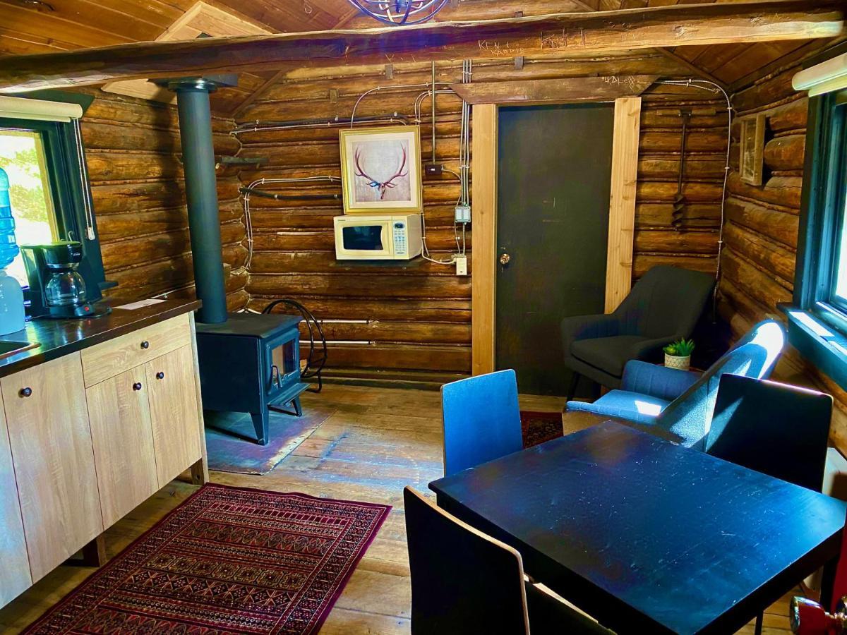נרמטה Chute Lake Lodge מראה חיצוני תמונה